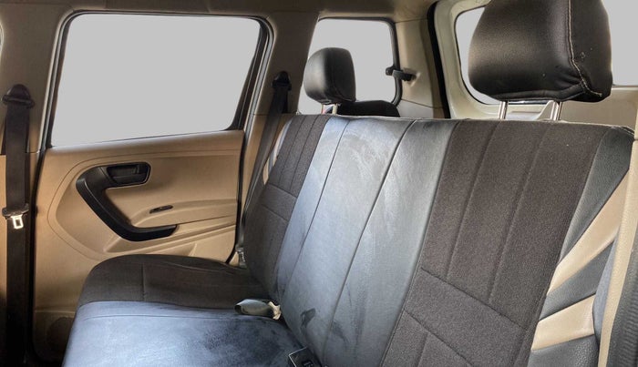 2021 Mahindra BOLERO NEO N 8, Diesel, Manual, 25,364 km, Right Side Rear Door Cabin