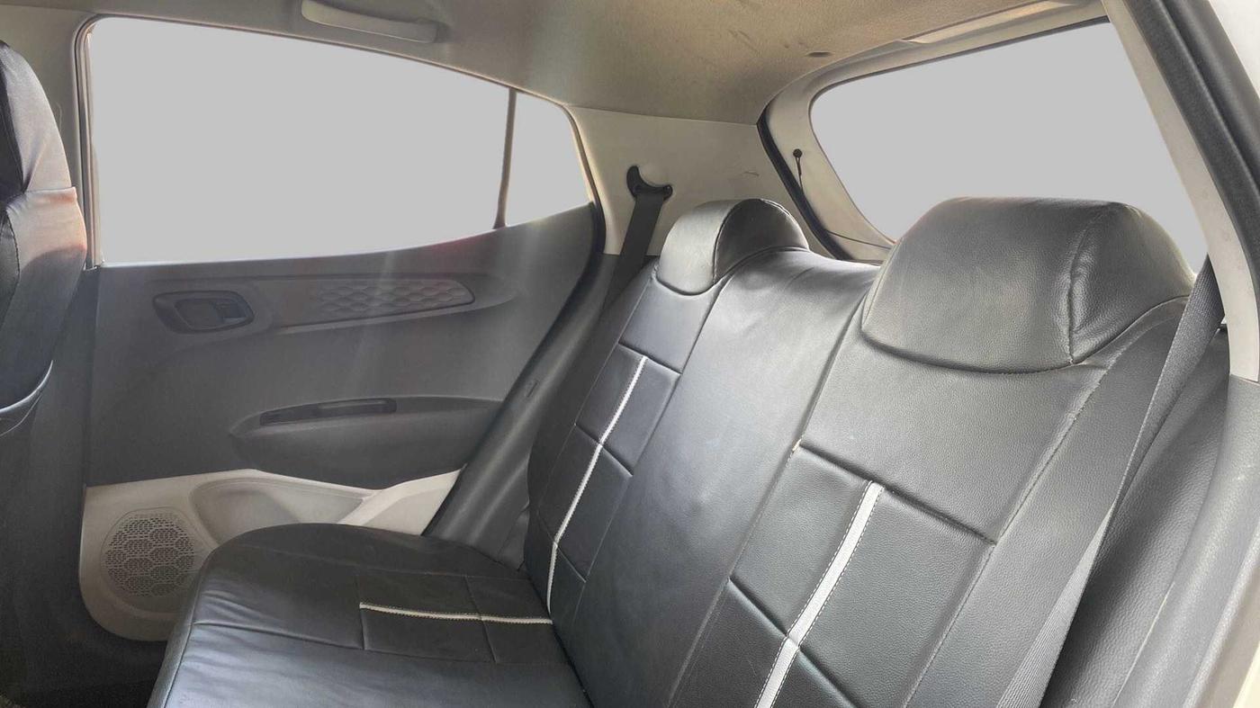 2021 Hyundai GRAND I10 NIOS MAGNA 1.2 KAPPA VTVT, Petrol, Manual, 19,496 km, Right Side Rear Door Cabin