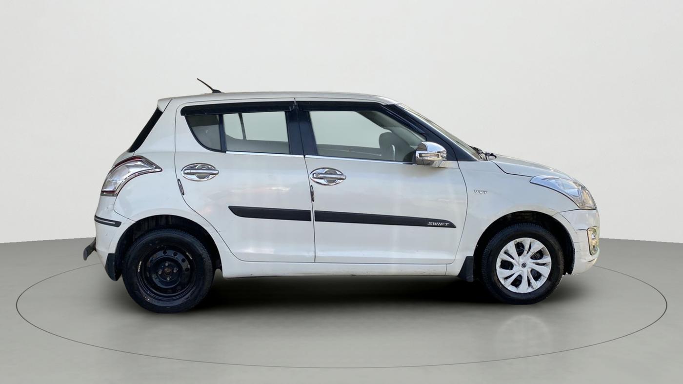 2017 Maruti Swift VXI, Petrol, Manual, 63,199 km, Right Side View