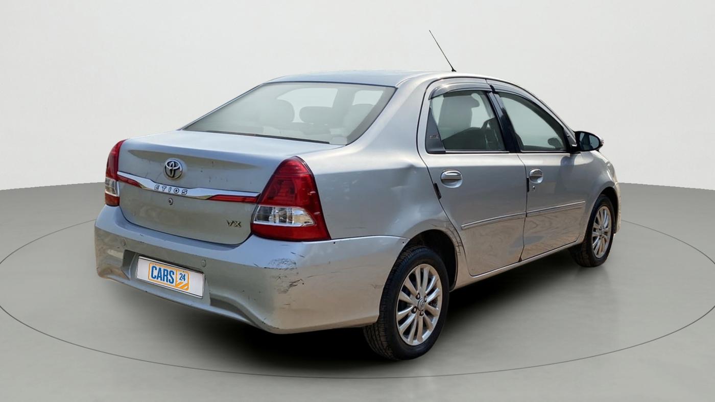 2017 Toyota Etios VX PLATINUM, Petrol, Manual, 45,760 km, Right Back Diagonal