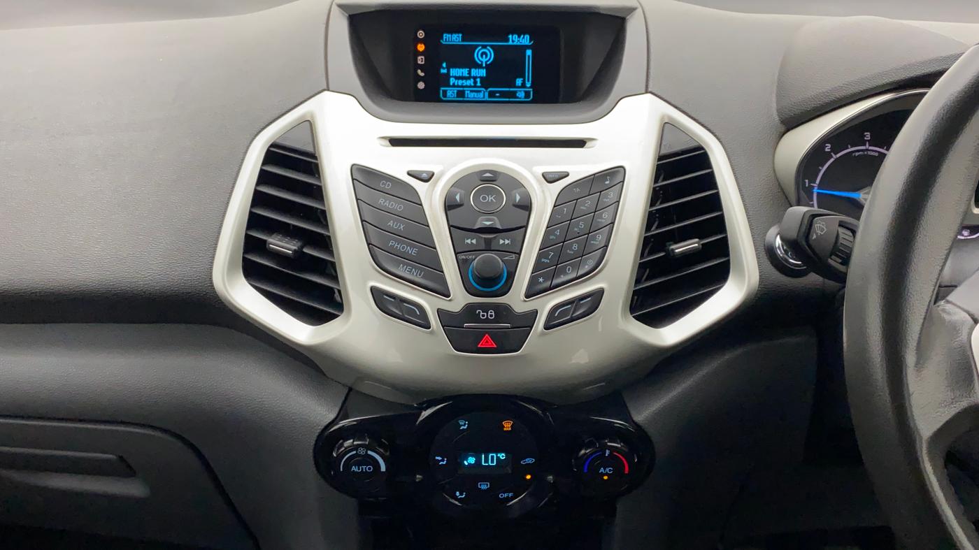 2016 Ford Ecosport TITANIUM+ 1.5L DIESEL, Diesel, Manual, 1,06,835 km, Air Conditioner
