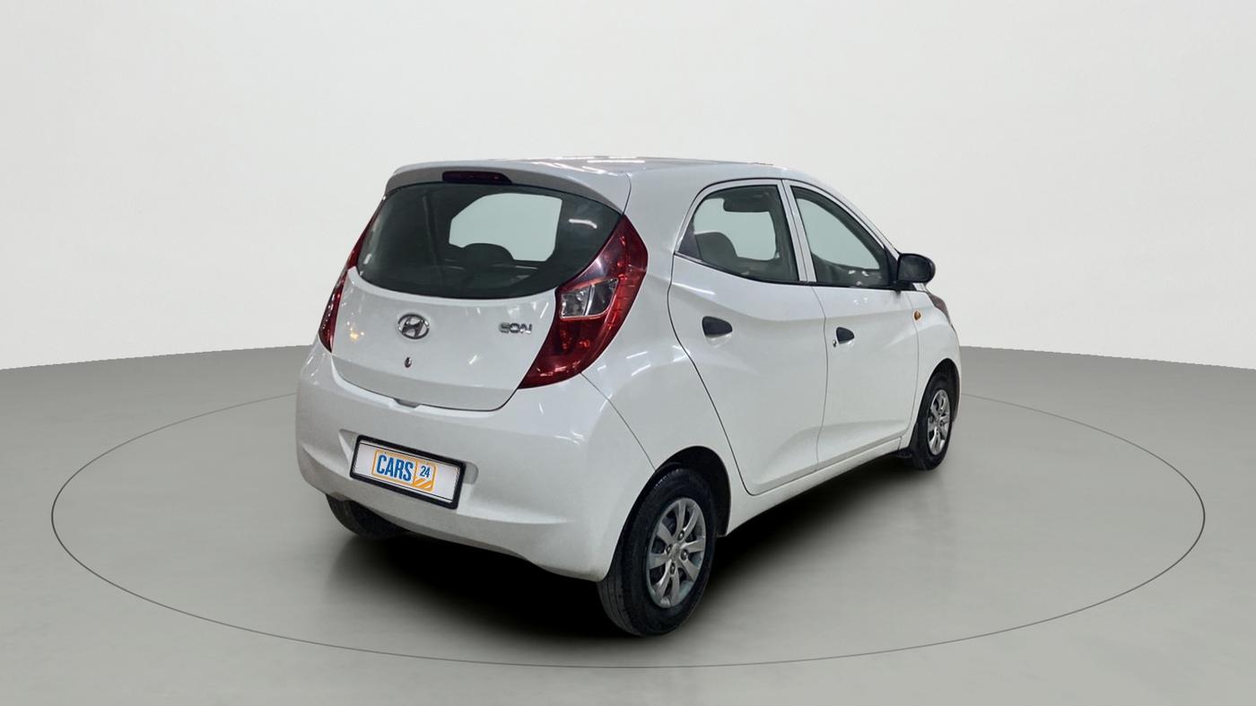 2016 Hyundai Eon ERA PLUS (O), Petrol, Manual, 31,166 km, Right Back Diagonal