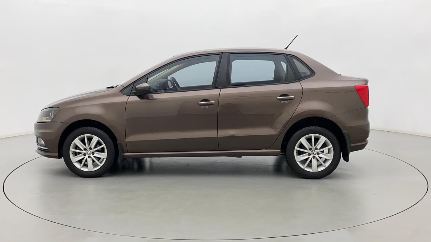2017 Volkswagen Ameo HIGHLINE1.5L, Diesel, Manual, 1,10,257 km, Left Side