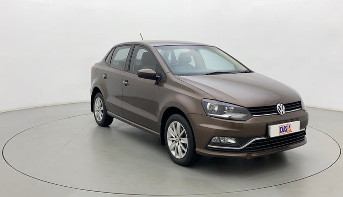 2017 Volkswagen Ameo HIGHLINE1.5L, Diesel, Manual, 1,10,257 km, Right Front Diagonal