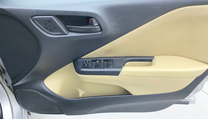2014 Honda City 1.5L I-VTEC SV CVT, Petrol, Automatic, 1,01,113 km, Driver Side Door Panels Control