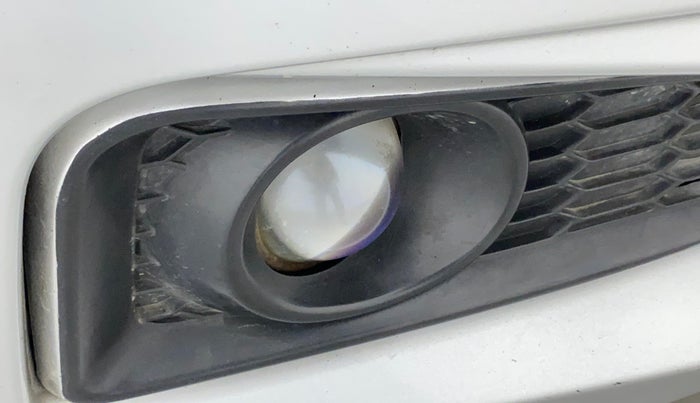 2014 Honda City 1.5L I-VTEC SV CVT, Petrol, Automatic, 1,01,113 km, Right fog light - Not working
