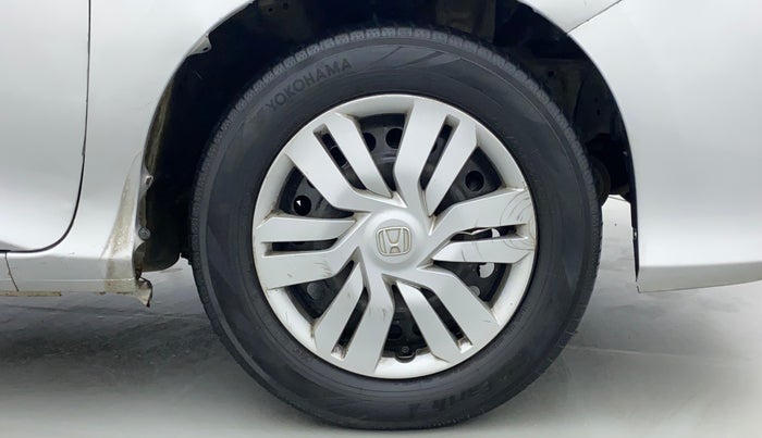 2014 Honda City 1.5L I-VTEC SV CVT, Petrol, Automatic, 1,01,113 km, Right Front Wheel