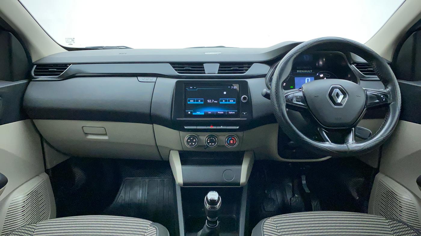 2022 Renault TRIBER RXT LIMITED EDITION, Petrol, Manual, 26,914 km, Dashboard