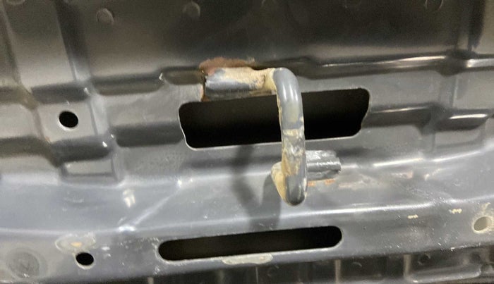 2014 Maruti Ciaz ZXI, Petrol, Manual, 84,712 km, Bonnet (hood) - Slight discolouration
