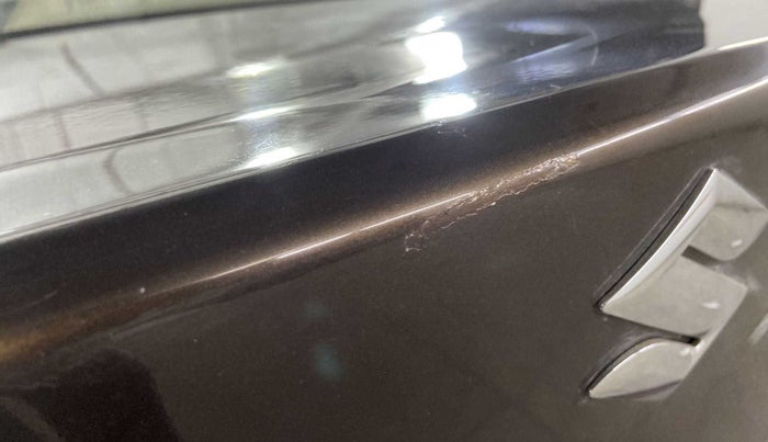 2014 Maruti Ciaz ZXI, Petrol, Manual, 84,712 km, Dicky (Boot door) - Minor scratches