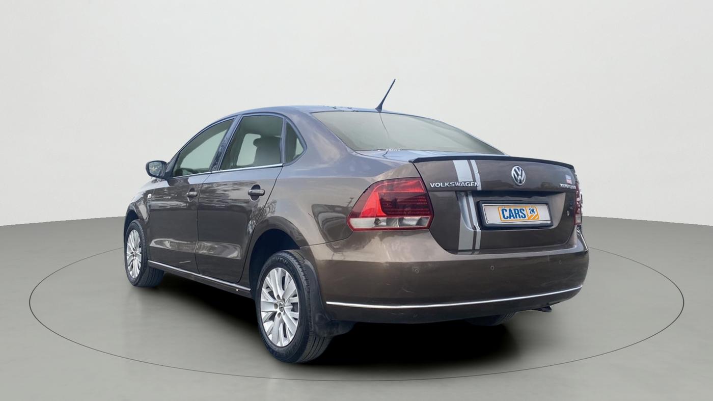 2015 Volkswagen Vento HIGHLINE 1.5 AT, Diesel, Automatic, 92,517 km, Left Back Diagonal