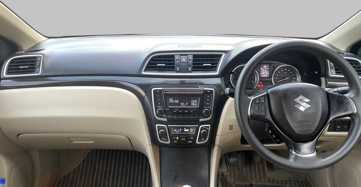 2015 Maruti Ciaz ZXI, Petrol, Manual, 60,412 km, Dashboard