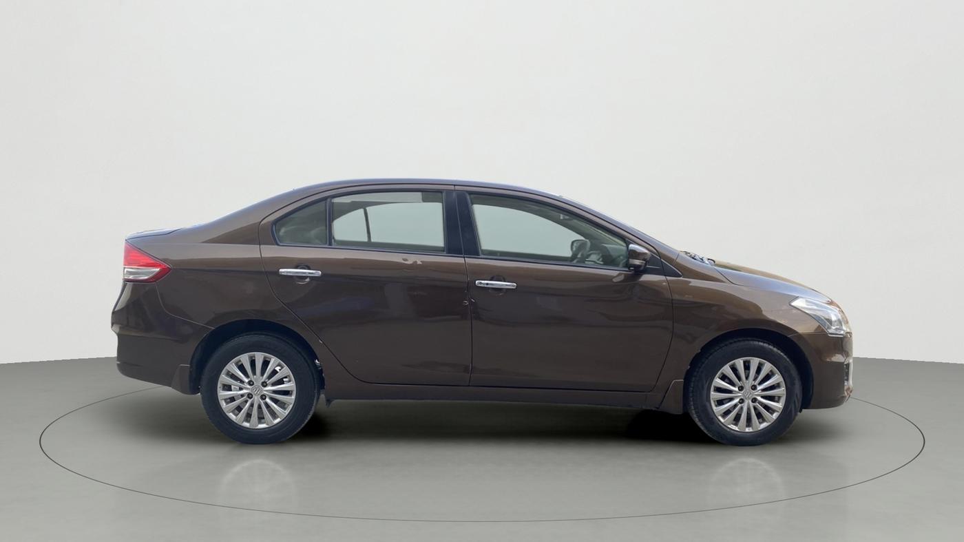 2015 Maruti Ciaz ZXI, Petrol, Manual, 60,412 km, Right Side View