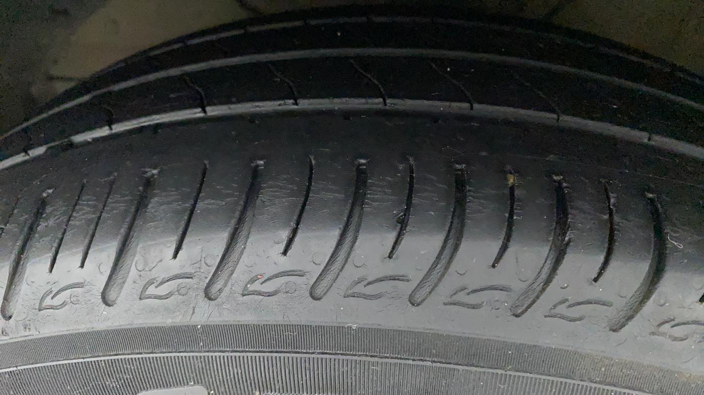 2020 Maruti Baleno DELTA PETROL 1.2, Petrol, Manual, 73,659 km, Left Front Tyre Tread
