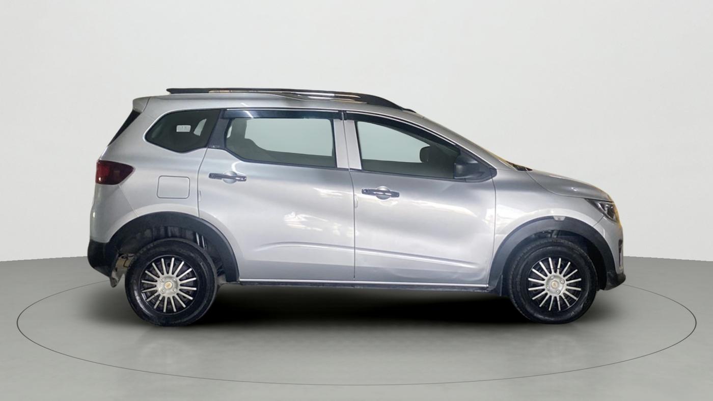 2020 Renault TRIBER RXE MT, Petrol, Manual, 29,900 km, Right Side