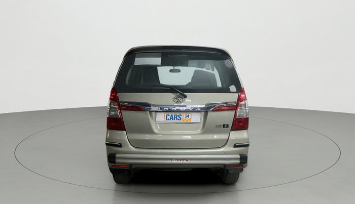 2013 Toyota Innova 2.5 ZX 7 STR, Diesel, Manual, 1,11,361 km, Back/Rear