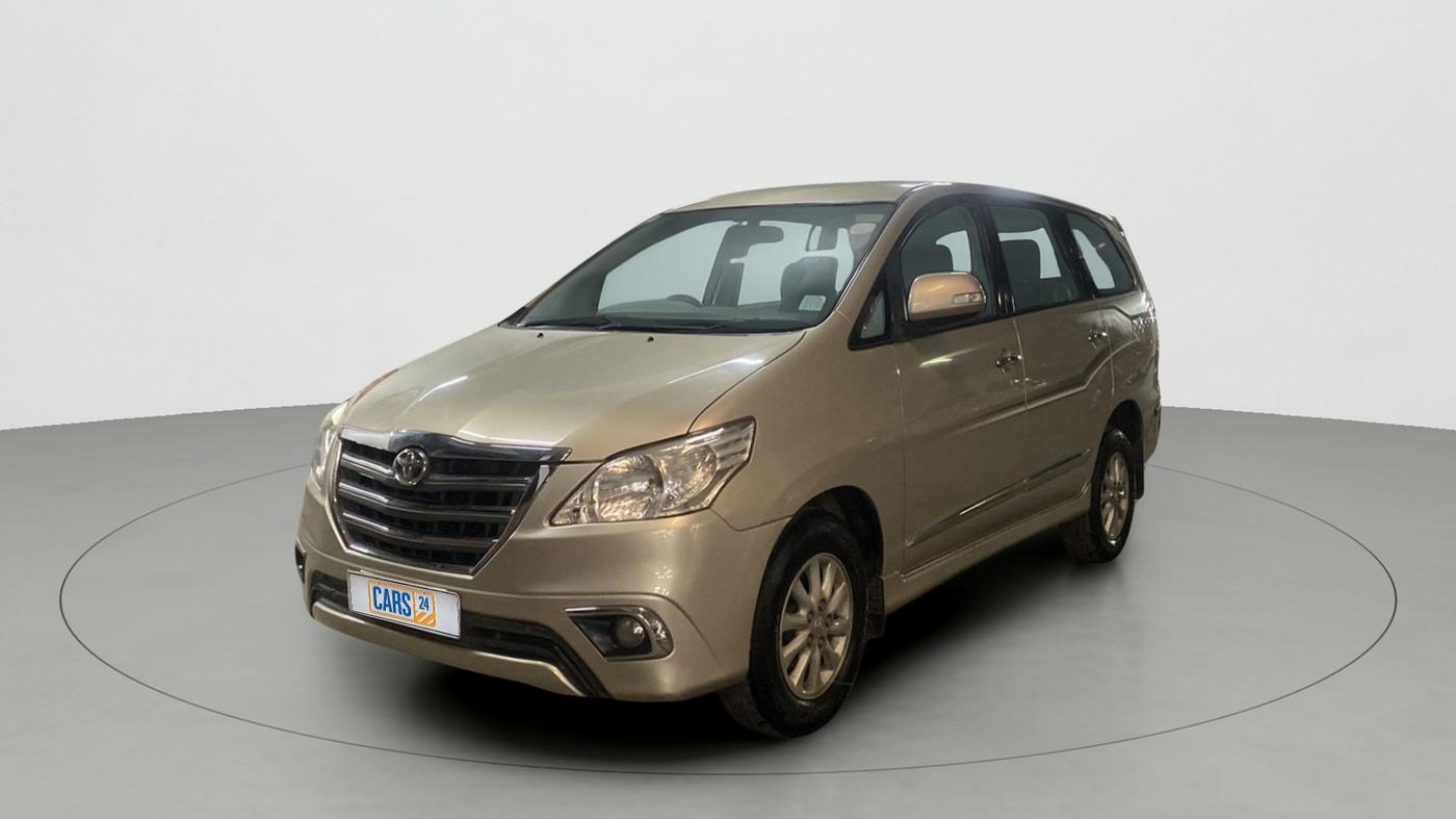 2013 Toyota Innova 2.5 ZX 7 STR, Diesel, Manual, 1,11,361 km, Left Front Diagonal