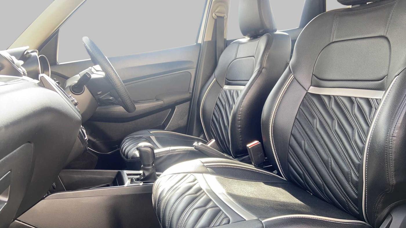 2020 Maruti Swift VXI AMT, Petrol, Automatic, 64,086 km, Right Side Front Door Cabin