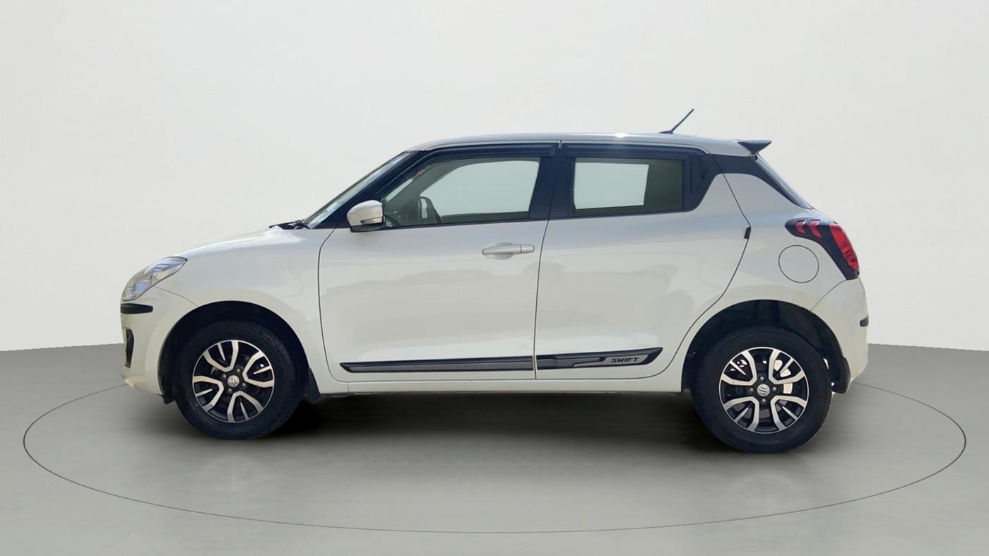2020 Maruti Swift VXI AMT, Petrol, Automatic, 64,086 km, Left Side