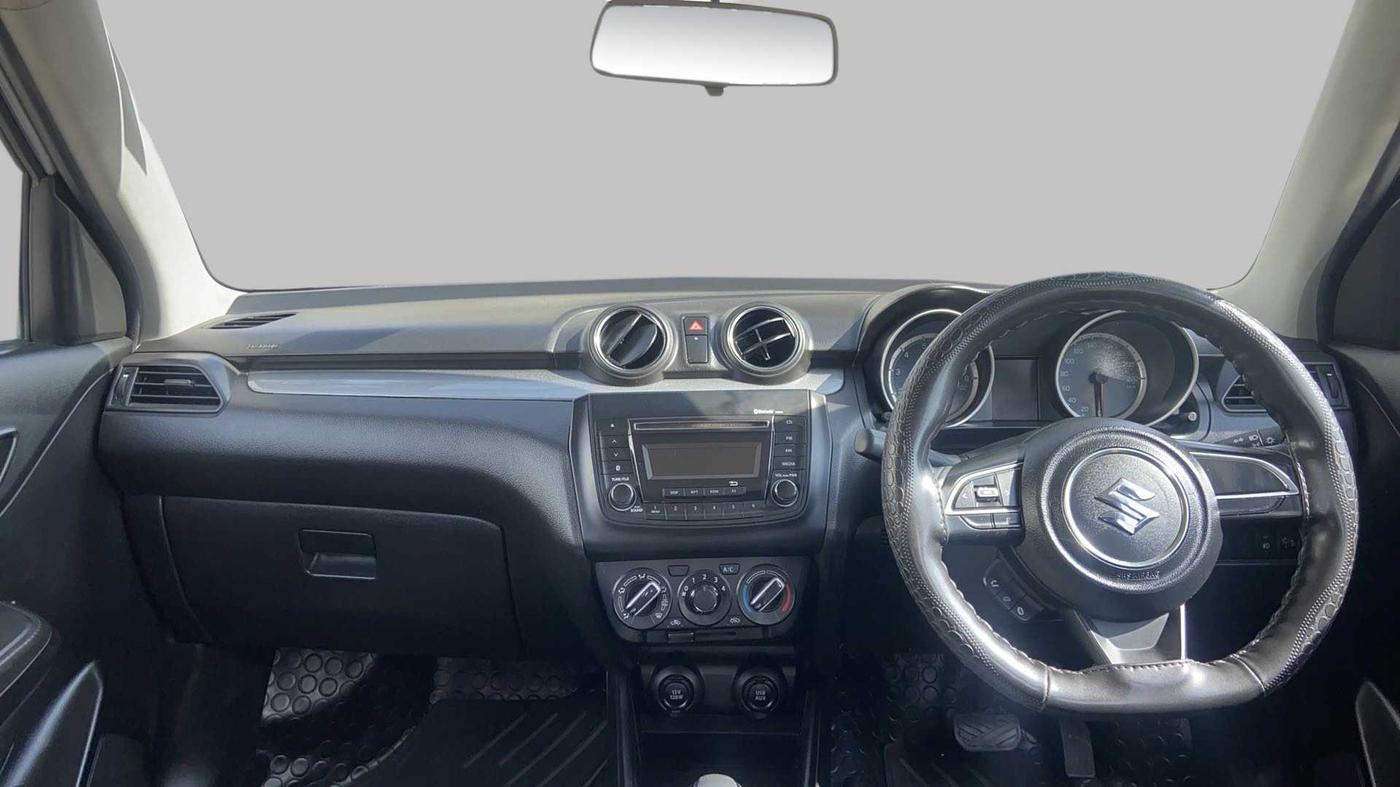 2020 Maruti Swift VXI AMT, Petrol, Automatic, 64,086 km, Dashboard