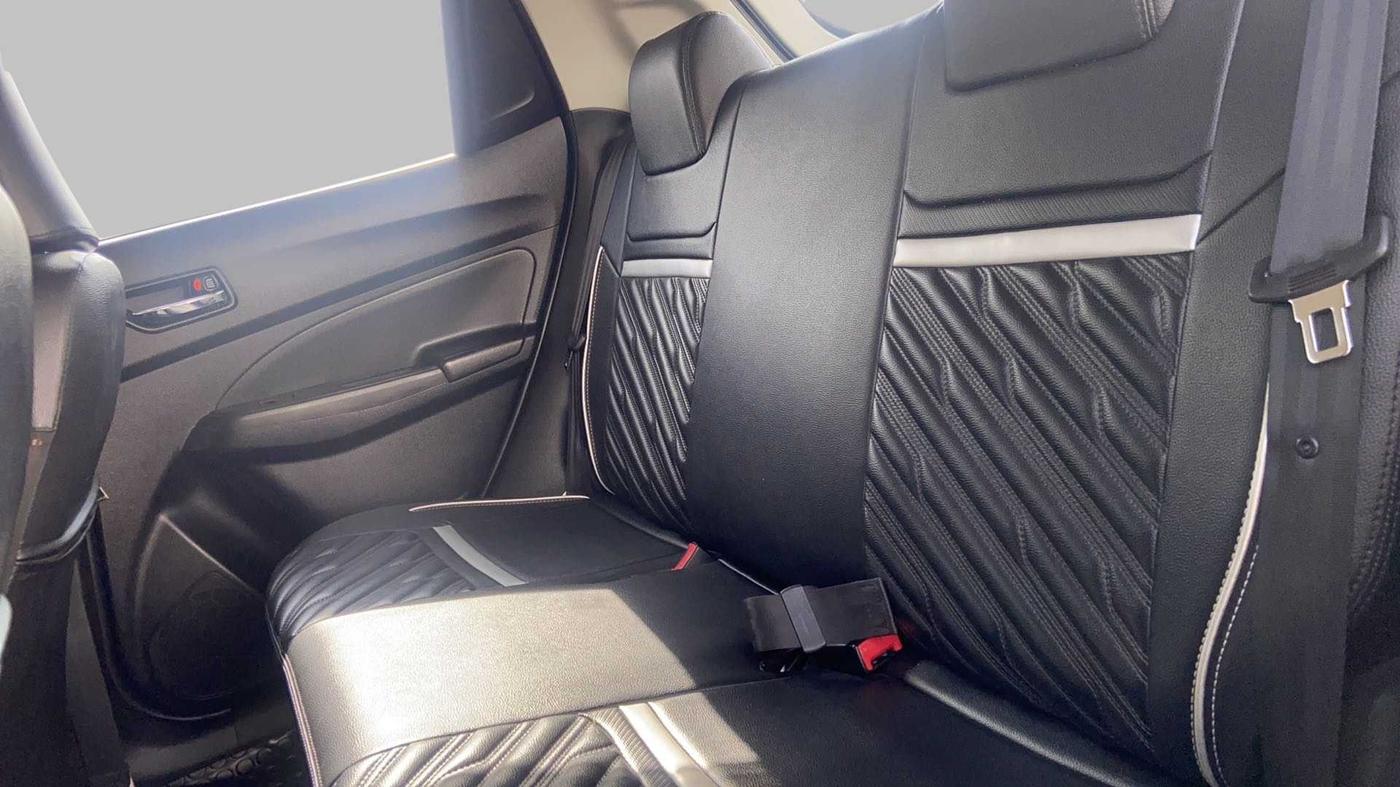2020 Maruti Swift VXI AMT, Petrol, Automatic, 64,086 km, Right Side Rear Door Cabin