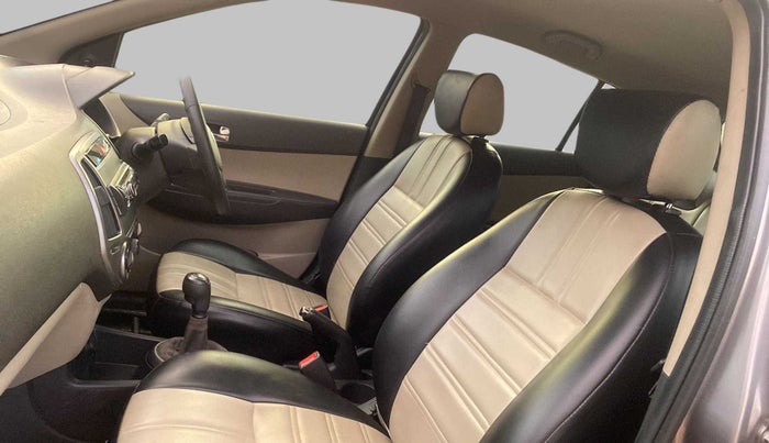 2012 Hyundai i20 ERA 1.4 CRDI, Diesel, Manual, 78,342 km, Right Side Front Door Cabin