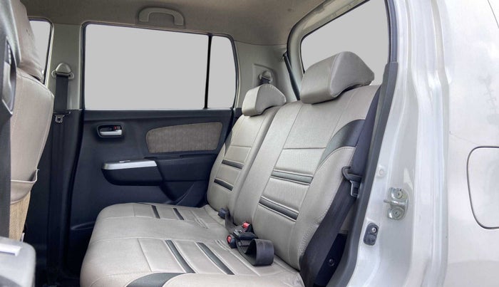 2015 Maruti Wagon R 1.0 VXI, Petrol, Manual, 32,307 km, Right Side Rear Door Cabin
