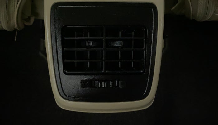 2017 Maruti Dzire VDI AMT, Diesel, Automatic, 91,190 km, Rear AC Vents