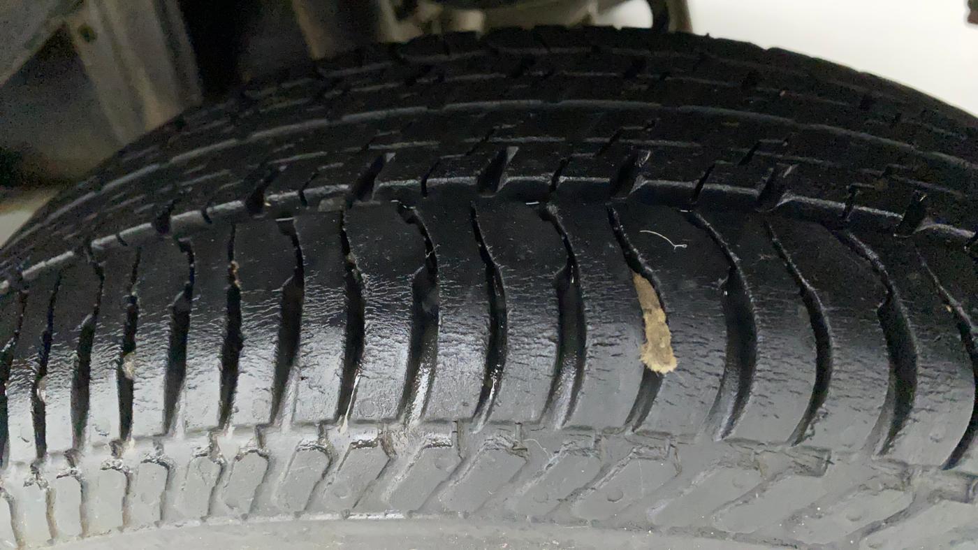 2017 Maruti Alto K10 VXI, Petrol, Manual, 31,097 km, Left Rear Tyre Tread