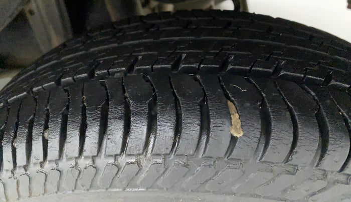 2017 Maruti Alto K10 VXI, Petrol, Manual, 31,097 km, Left Rear Tyre Tread