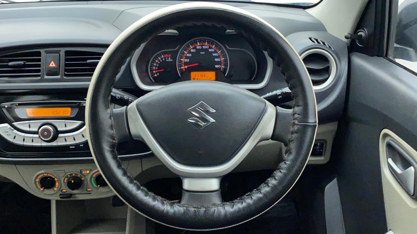 2017 Maruti Alto K10 VXI, Petrol, Manual, 31,097 km, Steering Wheel Close Up