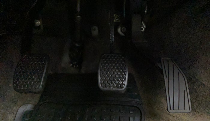 2017 Maruti Alto K10 VXI, Petrol, Manual, 31,097 km, Pedals