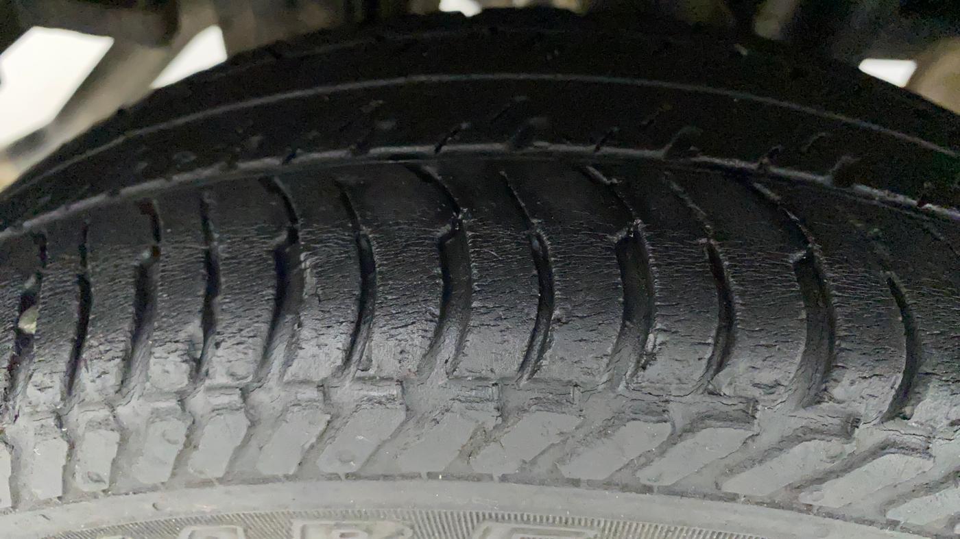 2017 Maruti Alto K10 VXI, Petrol, Manual, 31,097 km, Right Rear Tyre Tread