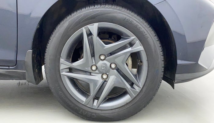 2022 Hyundai NEW I20 SPORTZ 1.5 MT, Diesel, Manual, 26,119 km, Right Front Wheel