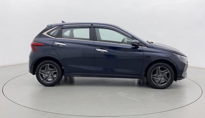 2022 Hyundai NEW I20 SPORTZ 1.5 MT, Diesel, Manual, 26,119 km, Right Side View