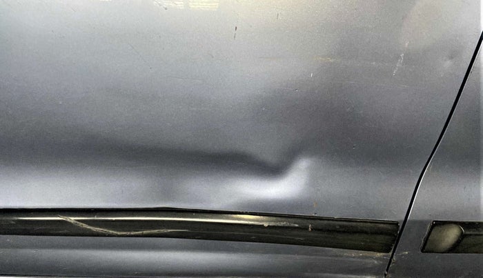 2013 Maruti Wagon R 1.0 VXI, Petrol, Manual, 66,814 km, Front passenger door - Slightly dented