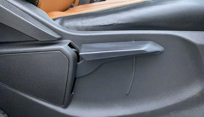 2017 Ford Ecosport TITANIUM 1.5L DIESEL, Diesel, Manual, 1,02,616 km, Driver Side Adjustment Panel
