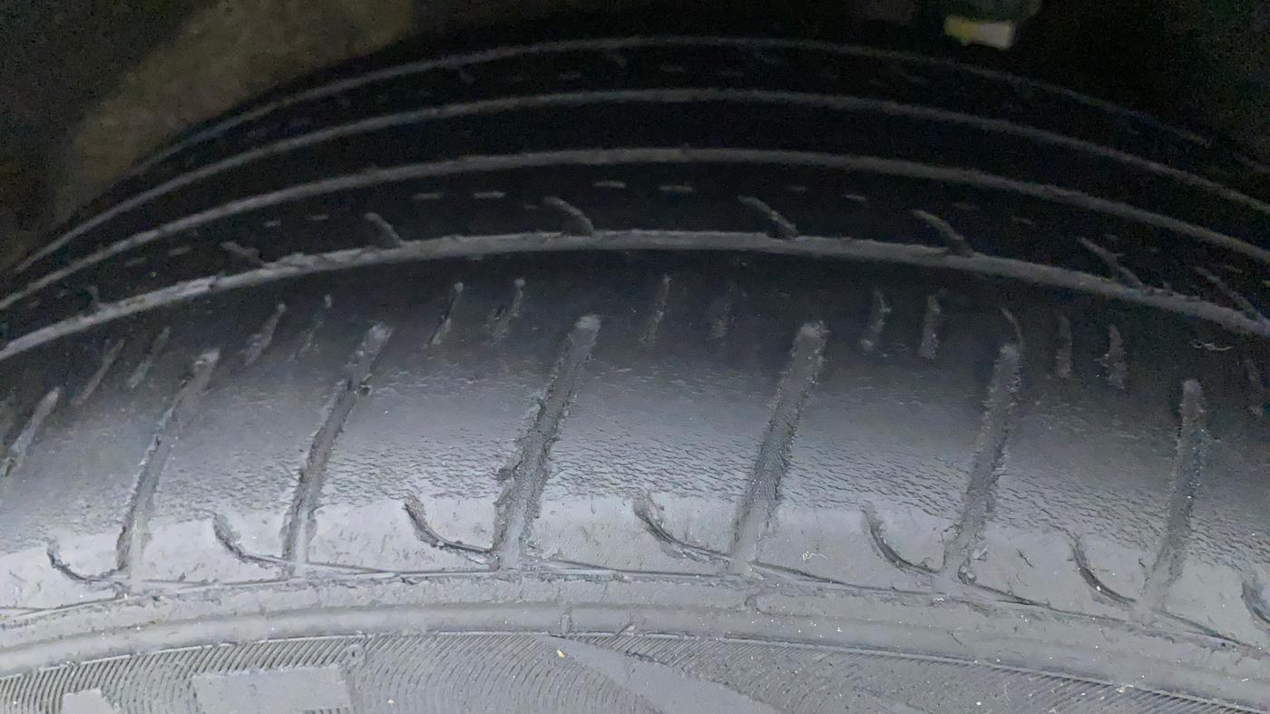 2017 Ford Ecosport TITANIUM 1.5L DIESEL, Diesel, Manual, 1,02,616 km, Left Rear Tyre Tread