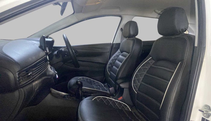 2021 Hyundai NEW I20 SPORTZ 1.2 MT, Petrol, Manual, 11,915 km, Right Side Front Door Cabin
