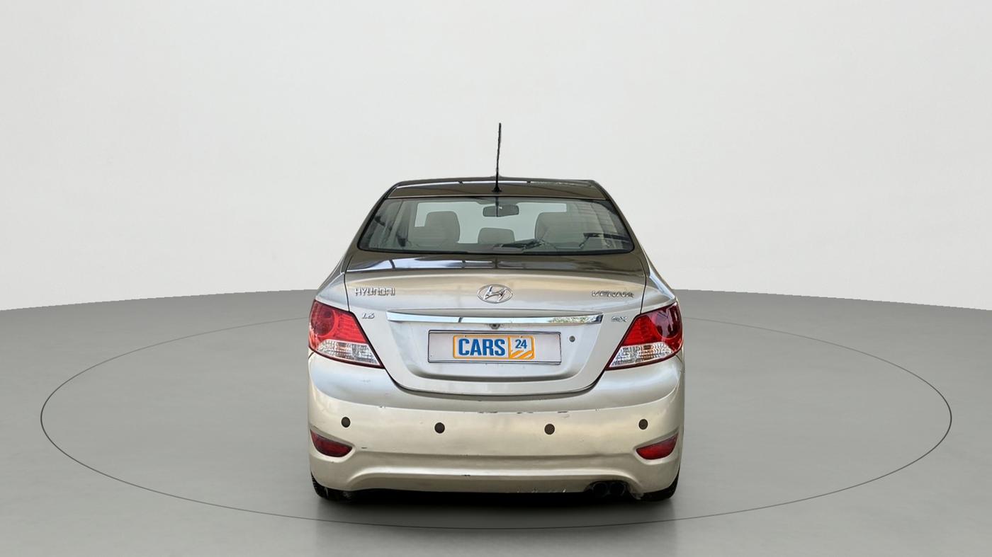 2013 Hyundai Verna FLUIDIC 1.6 CRDI SX, Diesel, Manual, 53,850 km, Back/Rear