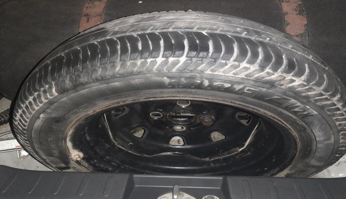 2016 Maruti Alto K10 VXI, CNG, Manual, 29,034 km, Dicky (Boot door) - Jack/Tool not available