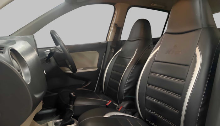 2016 Maruti Alto K10 VXI, CNG, Manual, 29,034 km, Right Side Front Door Cabin