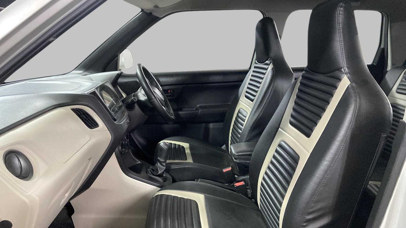 2020 Maruti New Wagon-R LXI 1.0, Petrol, Manual, 19,176 km, Right Side Front Door Cabin