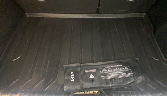 2024 KIA SONET GTX PLUS 1.0 TURBO PETROL DCT, Petrol, Automatic, 22,145 km, Boot Inside