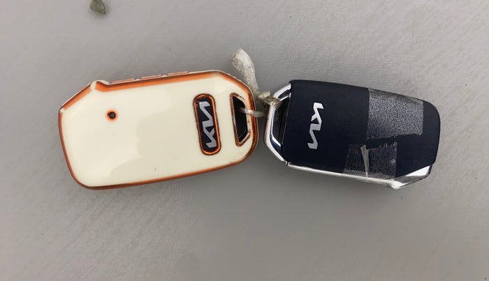 2024 KIA SONET GTX PLUS 1.0 TURBO PETROL DCT, Petrol, Automatic, 22,145 km, Key Close Up