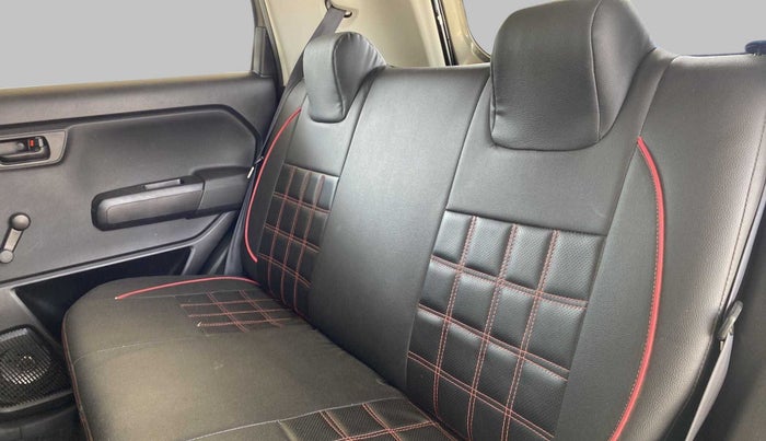 2021 Maruti New Wagon-R LXI CNG 1.0, CNG, Manual, 36,430 km, Right Side Rear Door Cabin