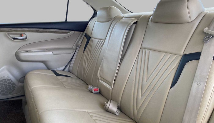 2021 Maruti Ciaz DELTA 1.5 SHVS MT PETROL, Petrol, Manual, 38,805 km, Right Side Rear Door Cabin