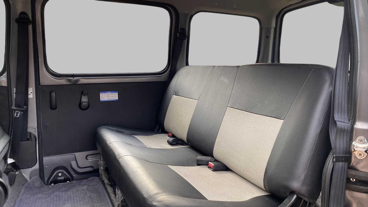 2020 Maruti Eeco 5 STR, Petrol, Manual, 17,228 km, Right Side Rear Door Cabin