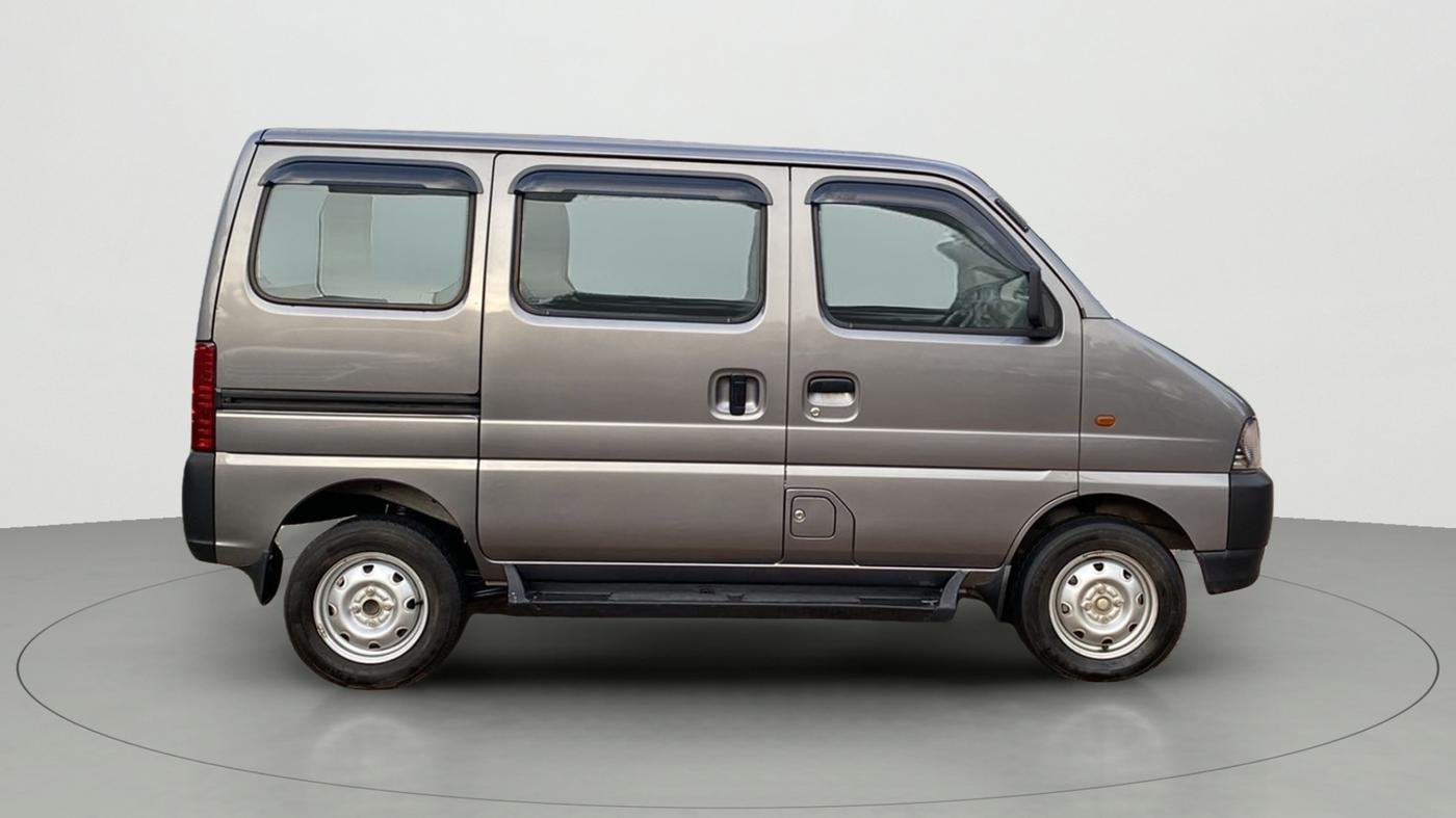 2020 Maruti Eeco 5 STR, Petrol, Manual, 17,228 km, Right Side View