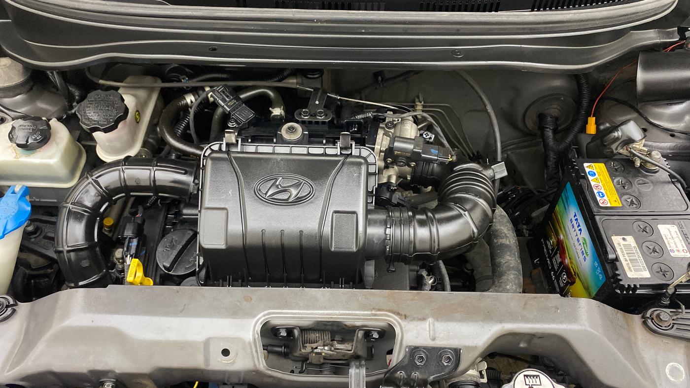 2018 Hyundai Eon MAGNA +, Petrol, Manual, 66,201 km, Engine View